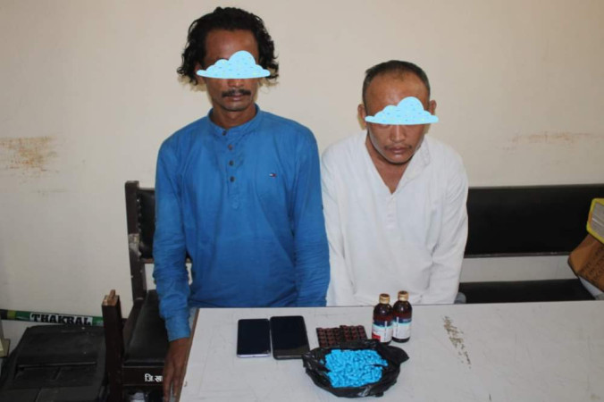 लागुऔषधसहित २ युवा पक्राउ