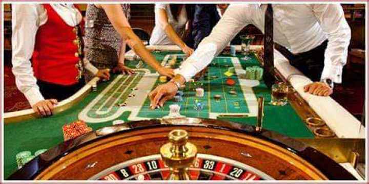 क्यासिनोका कर्मचारीमाथि आक्रमण