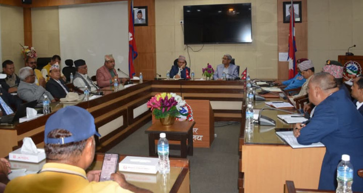 सरकार र यातायात व्यवसायीबीच ६ बुँदे सहमति