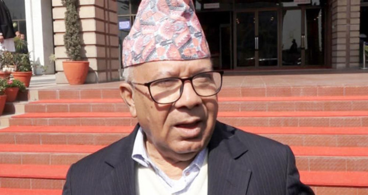 भ्रष्टाचार मुद्दा दायरसँगै माधव नेपालको सांसद पद निलम्बन