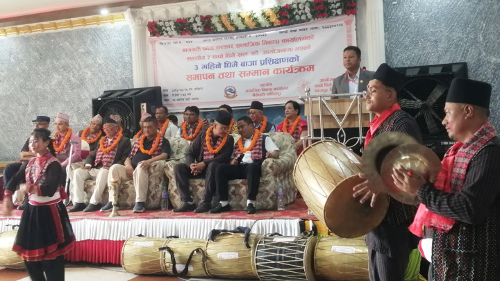 कला र संस्कृति पुर्खाबाट सन्ततिमा हस्तान्तरण गर्दै मध्यपुरका युवाहरु