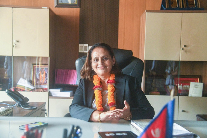 पहिलो महिला महान्यायाधिवक्ता सविता भण्डारीले सम्हालिन् जिम्मेवारी