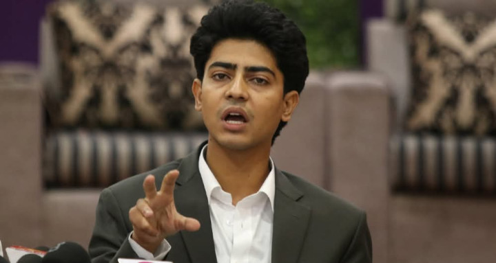 मिराज ढुंगानाको कार्यालयमा आक्रमण, महिला अभियन्तामाथि समेत हातपात