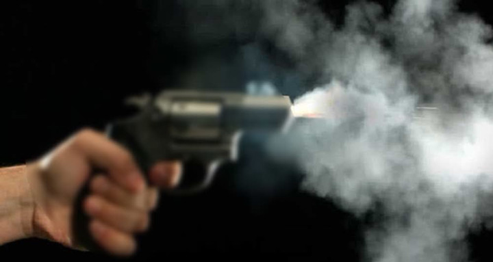 गस्तीमा गएको सेनाले आत्मरक्षाका लागि गोली चलायो, गैँडाको मृत्यु