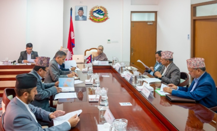 नेपाल प्रहरीका ४ डिआइजीको एआइजीमा बढुवा गर्ने सरकारको निर्णय