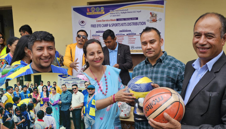 जनजागृती मा.वि.मा लायन्स क्लबको सहयोग